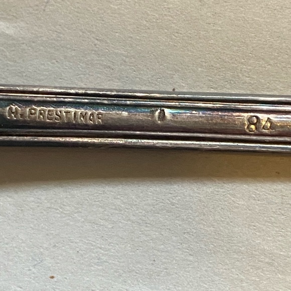 Antique set of 6 Spoons in original box  marked 84 - Picture 5 of 5